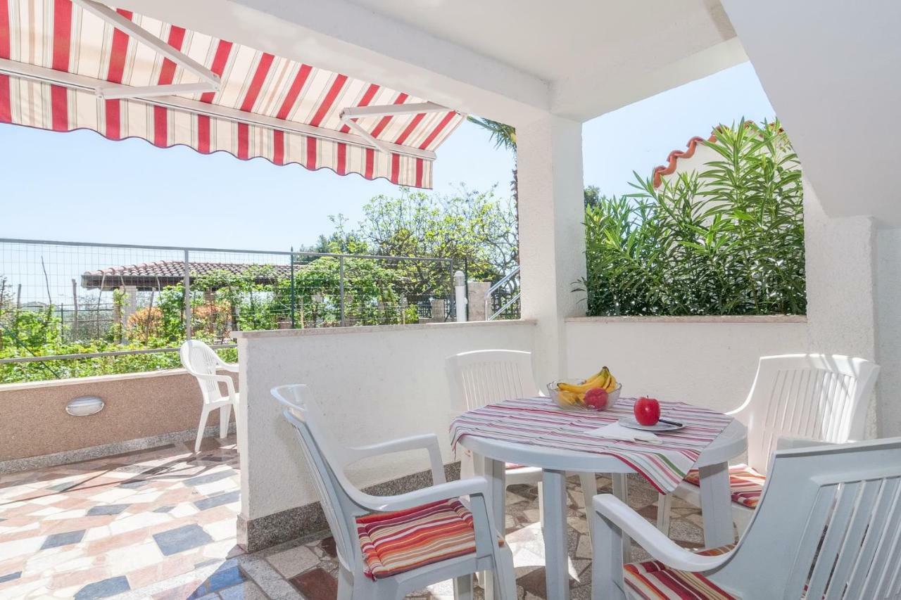 Villa California Porec Exterior photo