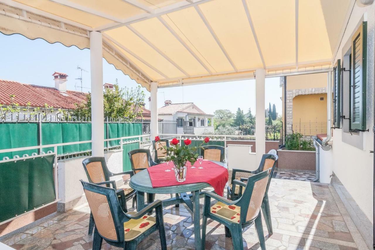 Villa California Porec Exterior photo